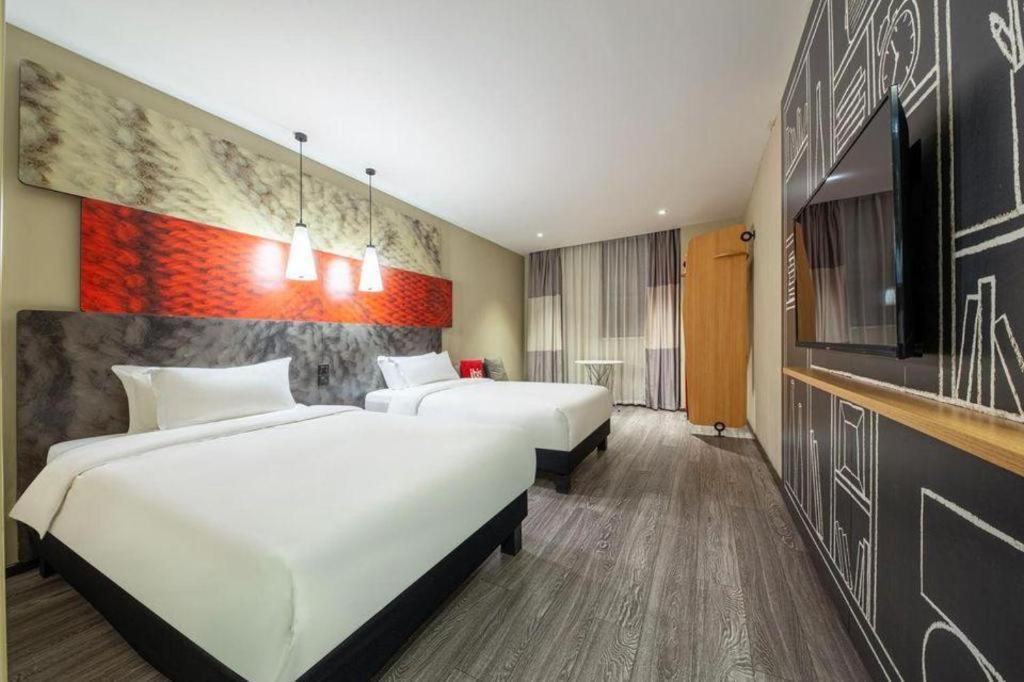 Ibis Nanchang Zhongshan Road Pedestrian Street Hotel Екстериор снимка